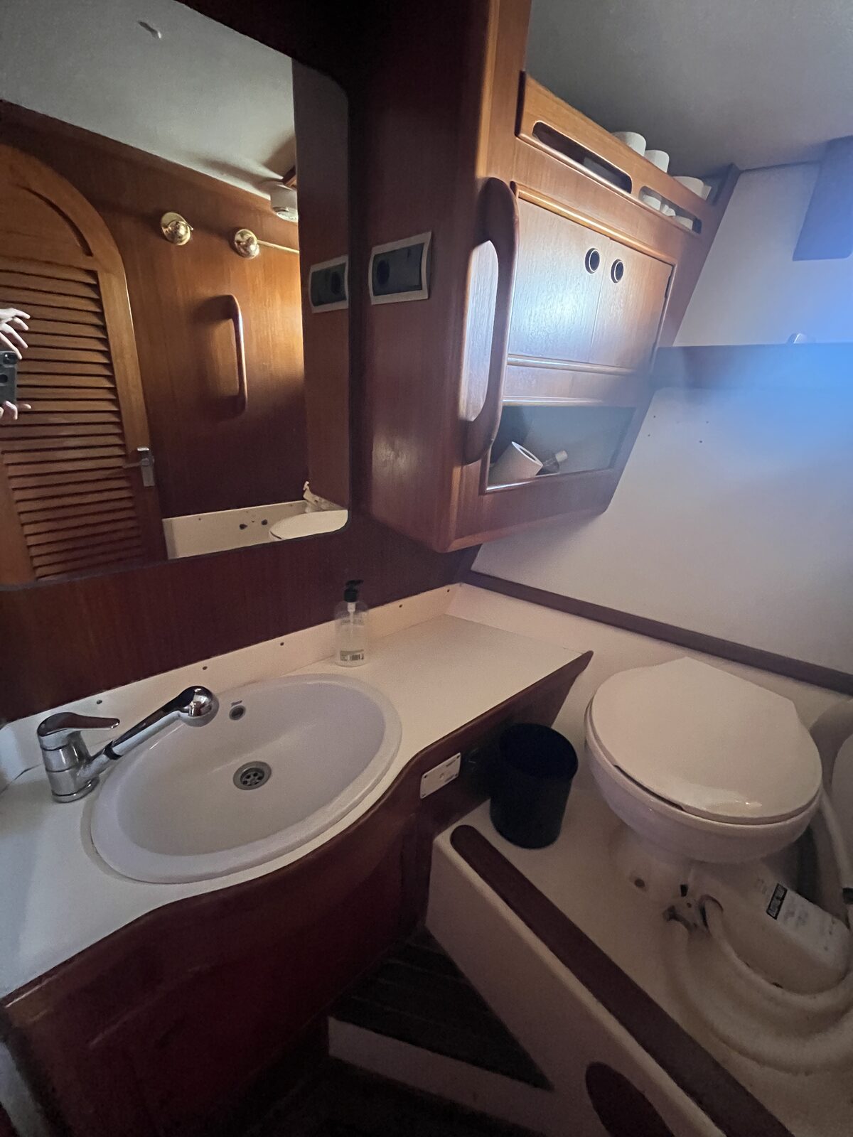One of the heads aboard Gran Blau