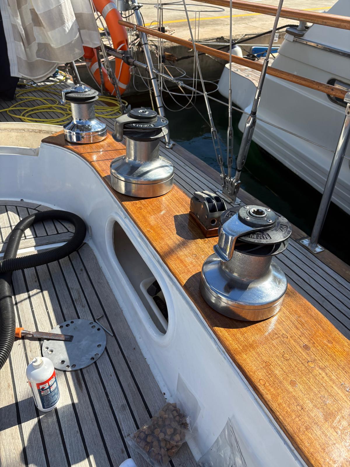 The cockpit aboard Gran Blau, underway